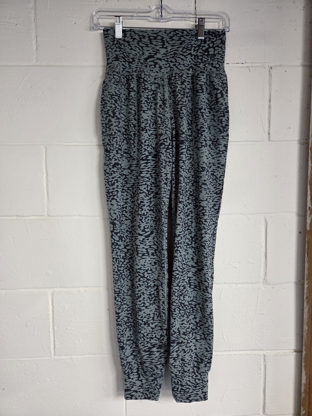 Athleta Salutation Joggers